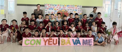 💐 Bé khéo tay – Làm hoa tặng mẹ yêu - Lớp lá 1