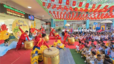 Trường mầm non 19/5 phường tân thuận tổ chức lễ hội trung thu cho bé