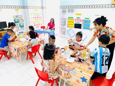 Hình ảnh hoạt động của các con lớp lá 1 - tháng 11- năm học 2025-2026