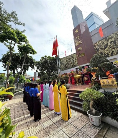 Chi bộ - Công đoàn - Chi đoàn trường Mầm non Bàu Cát tri ân ngày Thương Binh - Liệt Sĩ 27/07