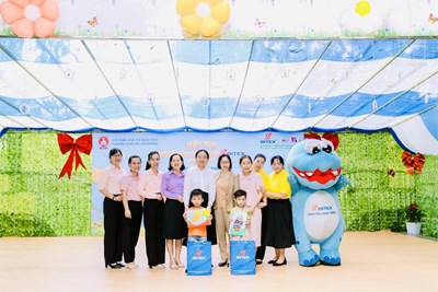 Chúc mừng bạn Lê Xuân Minh Khôi trường Mầm non Họa Mi đạt GIẢI NHẤT 3-4 tuổi vẽ vật thật cấp Thành phố!