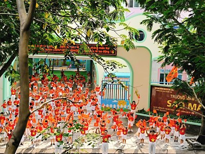 Trường mần non Sao Mai hòa cùng không khí chào mừng kỷ niệm 50 năm Ngày Giải phóng miền Nam, thống nhất đất nước 30/4/1975 - 30/04/2025.